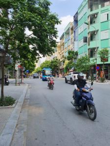 Nhà Riêng 5 tầng - Xây 3 căn bán tại ngõ phố Tô Hiệu, phường Nguyễn Trãi, Hà Đông, Hà Nội