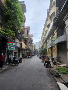 Nhà Riêng 6 tầng + Tum xây bán tại mặt phố Nguyễn Văn Trỗi - Mỗ Lao - Hà Đông – Hà Nội 